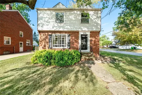 440 E 250th St, Euclid, OH 44132