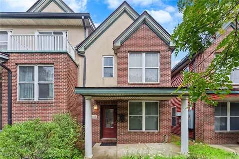 2013 W 58th St, Cleveland, OH 44102