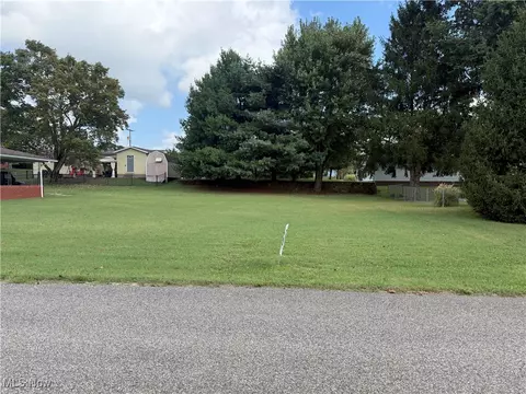 0 Orange Dr, Williamstown, WV 26187
