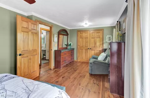 121 W Mohawk Dr, Malvern, OH 44644 photo 18