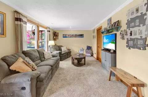 121 W Mohawk Dr, Malvern, OH 44644 photo 25