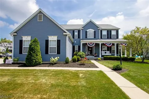 941 Kings Cross Dr, Wadsworth, OH 44281