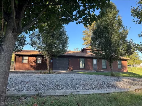 198 N Monroe St, Woodsfield, OH 43793