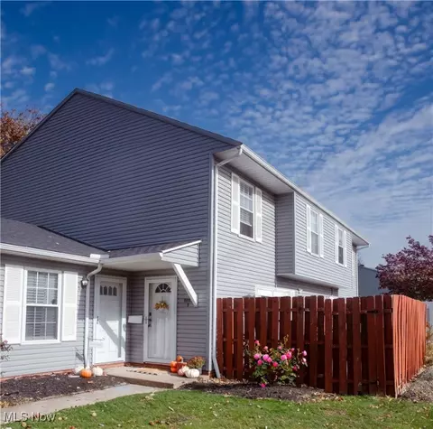 8093 Independence Dr #D, Mentor, OH 44060