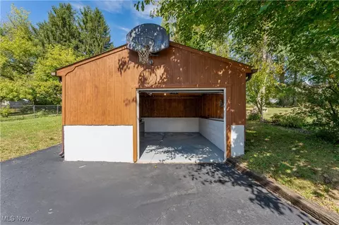 491 Spring St, Struthers, OH 44471 photo 33