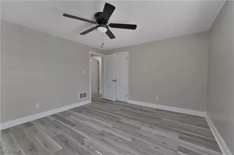 491 Spring St, Struthers, OH 44471 photo 22
