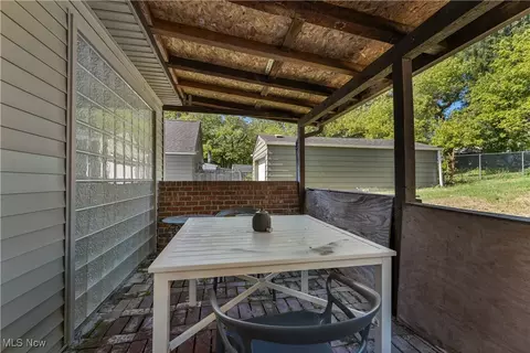 491 Spring St, Struthers, OH 44471 photo 37
