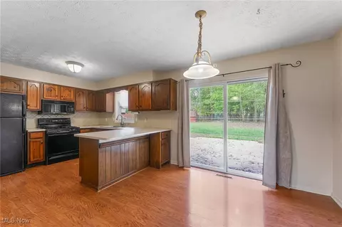 Kitchen - 7603 Red Fox Dr, Boardman, OH 44512 photo 1 of 4