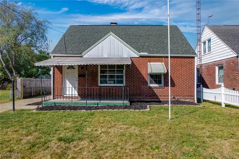 2827 Daleford Ave NE, Canton, OH 44705