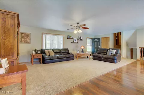 14015 Stimmel St NE, Paris, OH 44669 photo 10