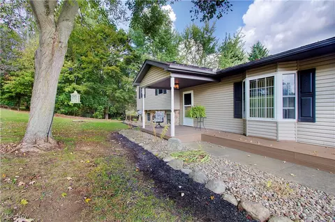 14015 Stimmel St NE, Paris, OH 44669 photo 6