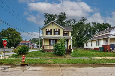 263 Franklin Ave, Alliance, OH 44601