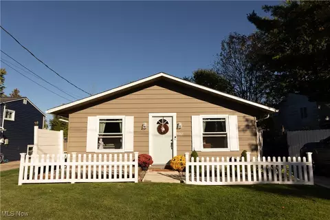 5861 Lee Ave, North Ridgeville, OH 44039