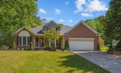 2885 Valley Rd, Cuyahoga Falls, OH 44223