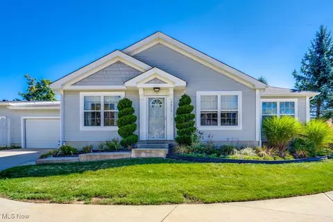 4575 Rocky Mountain Dr, Medina, OH 44256