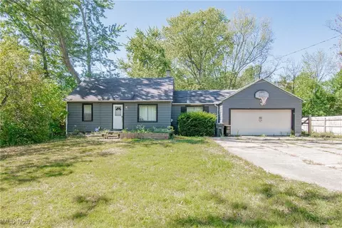 1728 S Arlington St, Akron, OH 44306