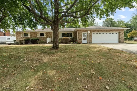 3310 Linden St NW, Uniontown, OH 44685