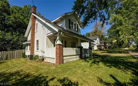 207 Baker Ave, Lodi, OH 44254 photo 35