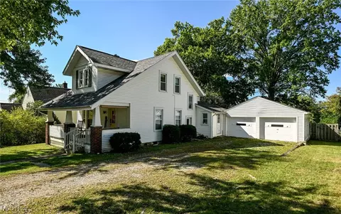 207 Baker Ave, Lodi, OH 44254 photo 4