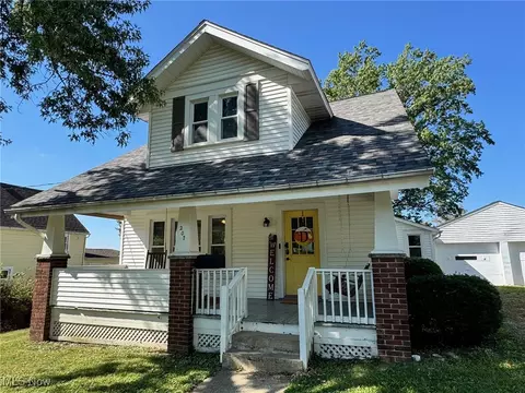 207 Baker Ave, Lodi, OH 44254