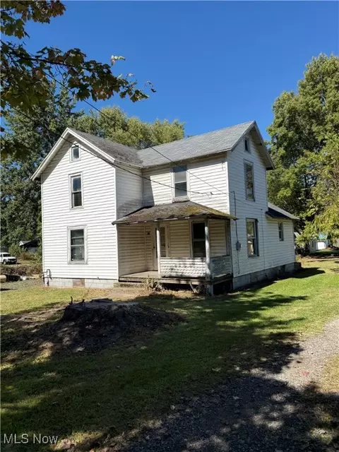 57 E Main Rd, Newton Falls, OH 44444