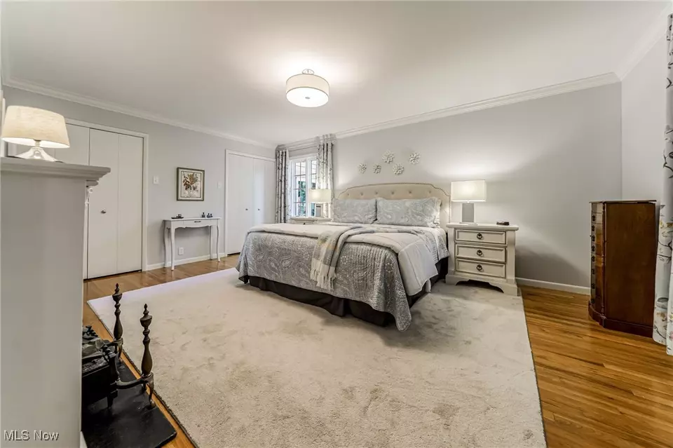Bedroom - 3960 W Valley Dr, Fairview Park, OH 44126 photo 5 of 5