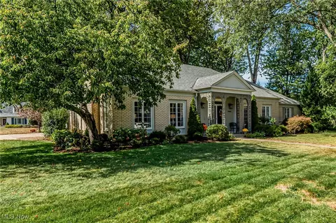 Exterior - 3960 W Valley Dr, Fairview Park, OH 44126 photo 1 of 8