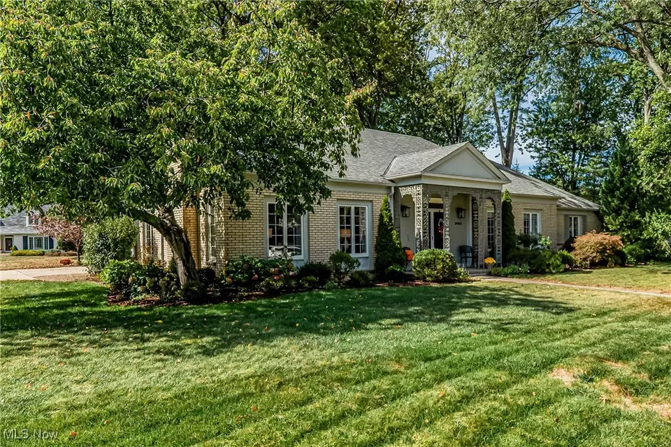 Exterior - 3960 W Valley Dr, Fairview Park, OH 44126 photo 1 of 8