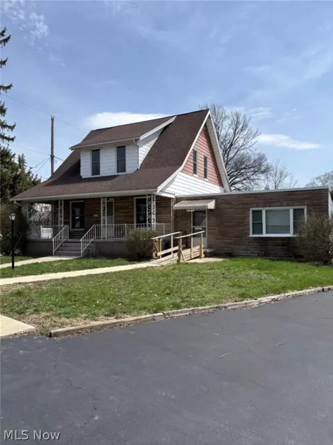 489 Hedges St, Tiffin, OH 44883