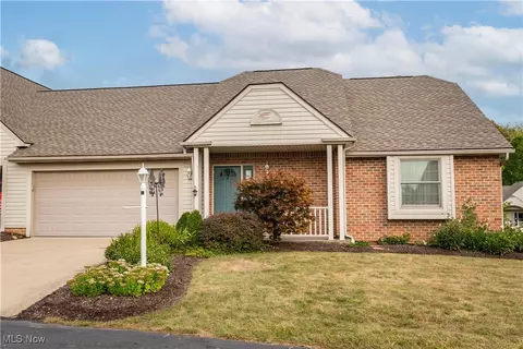 919 Baffin Dr, Canal Fulton, OH 44614