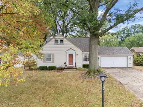 2818 Marlin Ave NW, Canton, OH 44708