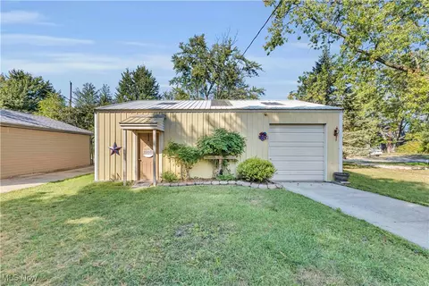 343 15th St, Elyria, OH 44035 photo 23