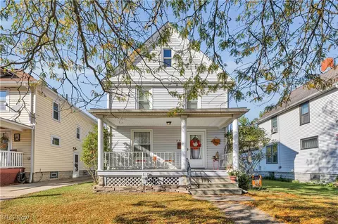 339 15th St, Elyria, OH 44035