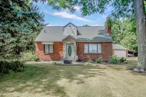 5437 Portage St NW, North Canton, OH 44720