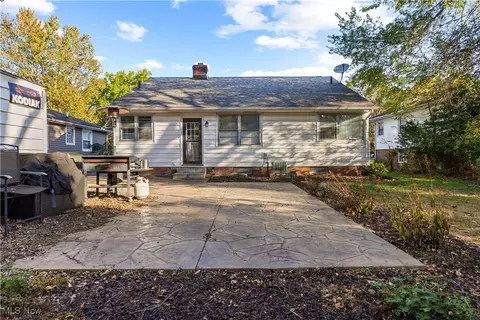 269 Hamilton Ave, Elyria, OH 44035 photo 7