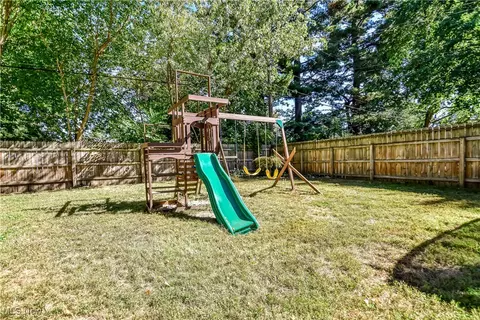 Exterior - 7423 Cadle Ave, Mentor, OH 44060 photo 12 of 12