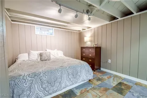 Bedroom - 7423 Cadle Ave, Mentor, OH 44060 photo 8 of 9