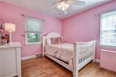 Bedroom - 7423 Cadle Ave, Mentor, OH 44060 photo 1 of 9