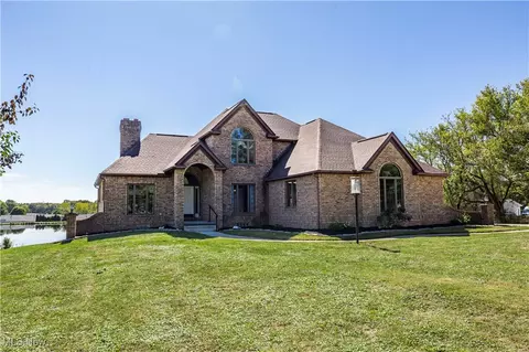 1570 Reimer Rd, Wadsworth, OH 44281