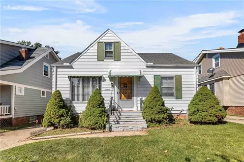 6014 Laverne Ave, Parma, OH 44129