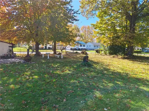 Exterior - 5923 Ogden Ave, Ashtabula, OH 44004 photo 11 of 13