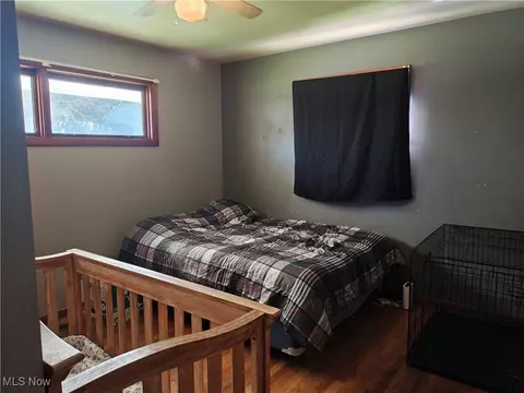 Bedroom - 5923 Ogden Ave, Ashtabula, OH 44004 photo 1 of 4