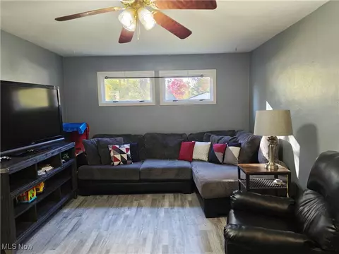 Living - 5923 Ogden Ave, Ashtabula, OH 44004 photo 1 of 1