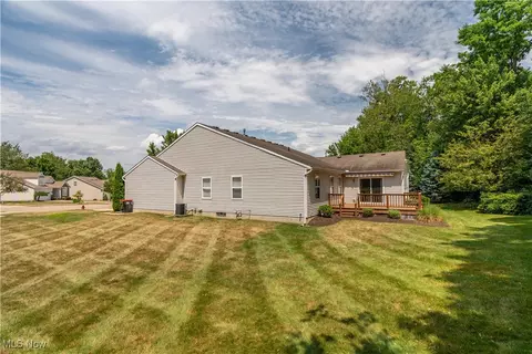6464 Harness Cir NE, Canton, OH 44721 photo 37