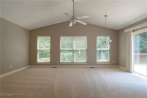 6464 Harness Cir NE, Canton, OH 44721 photo 17