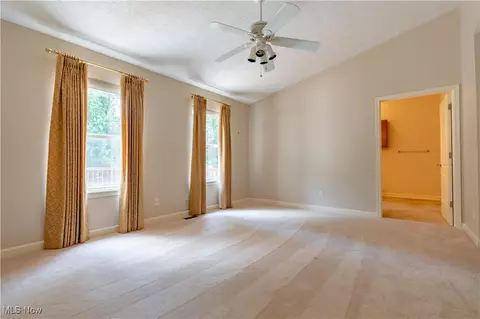 6464 Harness Cir NE, Canton, OH 44721 photo 29