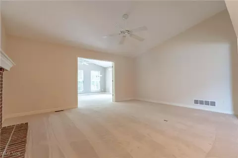 6464 Harness Cir NE, Canton, OH 44721 photo 16