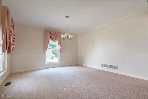 6464 Harness Cir NE, Canton, OH 44721 photo 6