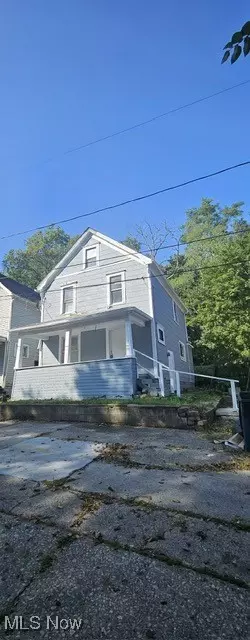 4 Manila Pl, Akron, OH 44311