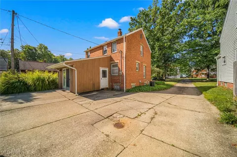 2075 E 226th St, Euclid, OH 44117 photo 29